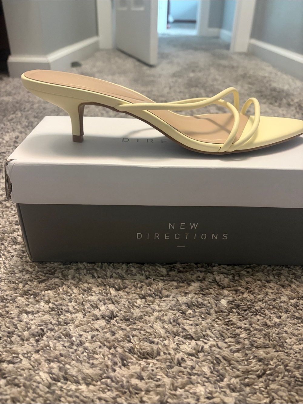 New Directions Pale Yellow Strappy Kitten Heel Mule